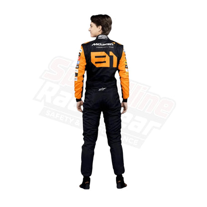 Rennanzug des McLaren F1 Teams von Oscar Piastri aus dem Jahr 2024